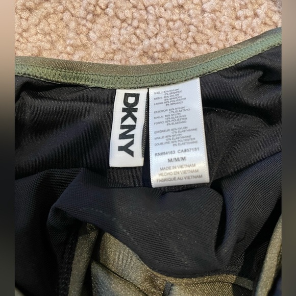 DKNY Women's Shirred Keyhole Detail One-Piece Y2K Swimwear - Picture 3 of 8